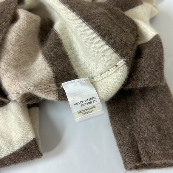 Kier + J Cashmere Turtleneck Striped Sweater‎ Small - Picture 5 of 6